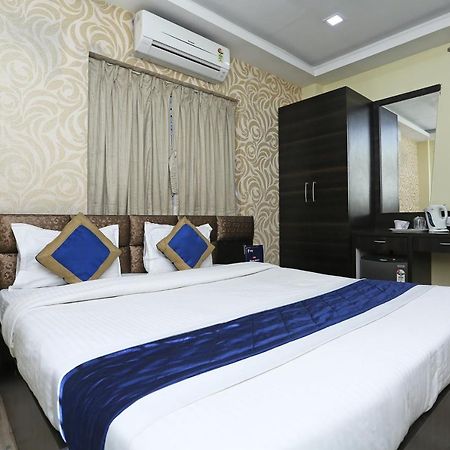 OYO 7790 Hotel Royal Height Calcutta Buitenkant foto