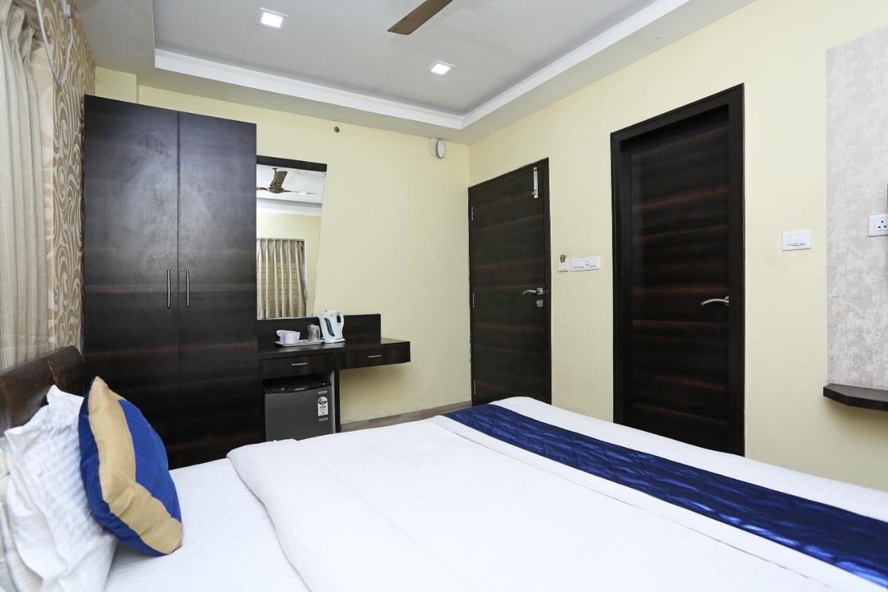 OYO 7790 Hotel Royal Height Calcutta Buitenkant foto